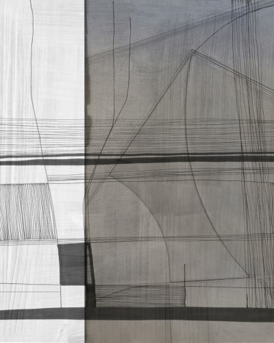 Tapet abstract cu linii fine si accente de gri