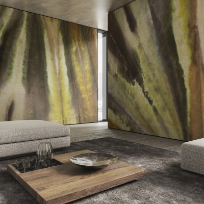 Tapet modern cu design abstract in nuante de verde, maro si auriu.