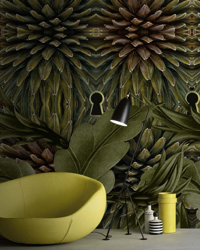 Tapet contemporan Jungle Secrets, cu design abstract de frunze verzi și o cheie misterioasă.