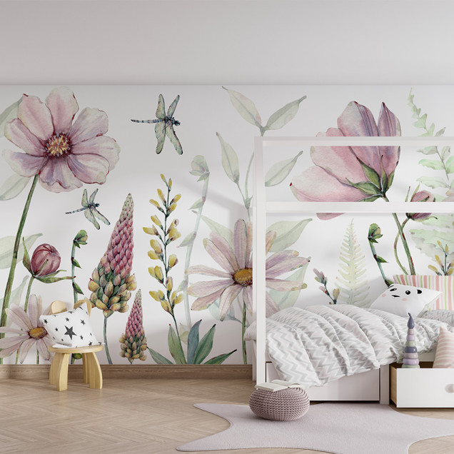 Tapet floral cu flori delicate și libelule, pictate cu acuarele, pe fundal alb.