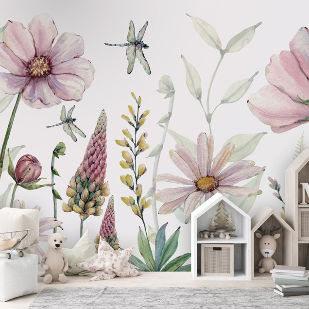 Tapet floral cu flori delicate și libelule, pictate cu acuarele, pe fundal alb.