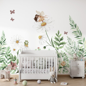 Tapet personalizat Fairy Garden cu o zana draguta, flori delicate si fluturi.