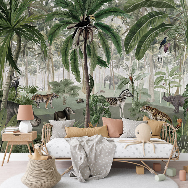 Tapet cu design jungle, cu palmieri, animale sălbatice și o ambianță exotică