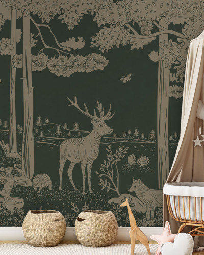 Wallpaper cu imagine a unei păduri monocrome, cu detalii de animale și copaci.  Paleta de culori este verde vintage.