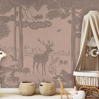 Tapet personalizat cu un design elegant, inspirat de natură. Imprimeul subtil în tonuri pastelate de roz prezintă o pădure liniștită, cu siluete delicate de animale.