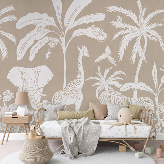Tapet monocrom cu design de junglă, cu girafe, elefanți, zebre și păsări exotice, în nuanțe de alb pe un fundal maro