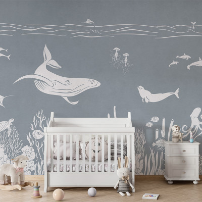 Tapet cu design marin monocrom, cu balena, delfini, corali și alge marine, pe un fundal albastru deschis