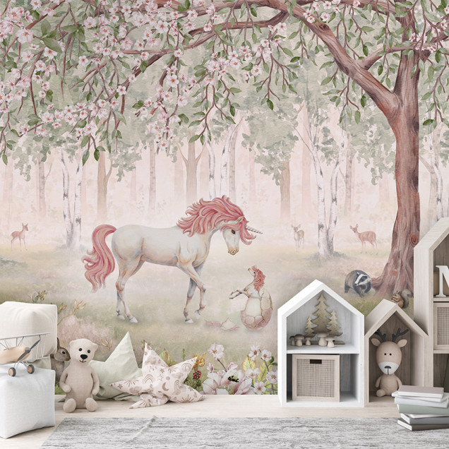 Tapet cu unicorn roz in padurea cu flori roz