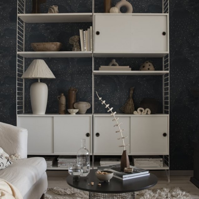 Tapet cu model abstract in nuante de albastru indigo cu accente de aur