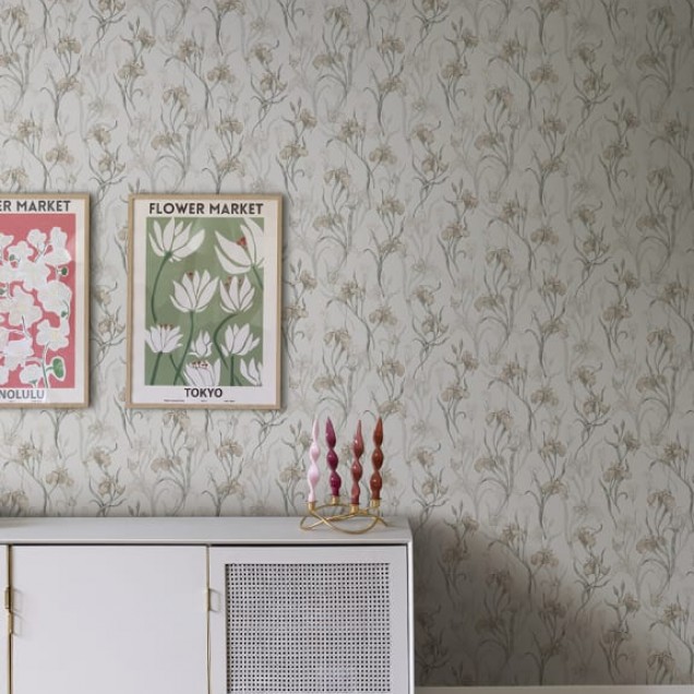 Tapet lavabil cu flori delicate, perfect pentru dormitoare moderne.