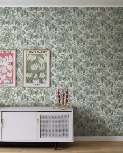 Tapet lavabil cu model de frunze verzi, ideal pentru a crea o atmosfera relaxanta si primitoare in casa ta.