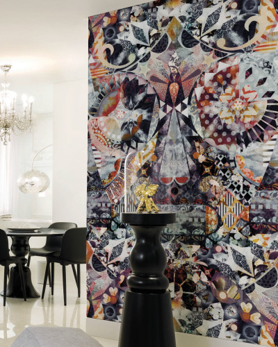 Tapet cu design abstract, vibrant, care combină forme geometrice și detalii florale, ideale pentru a crea un punct focal în living, dormitor sau hol.