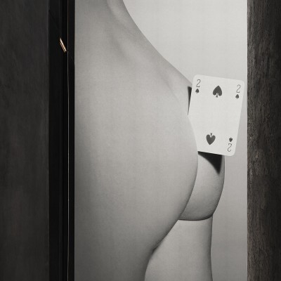 Tapet cu design Toiletpaper / Bye Bye (gri)