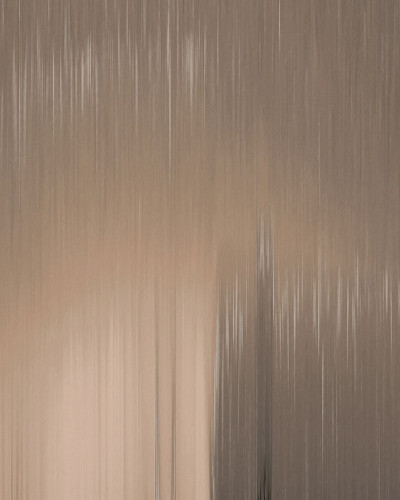 Wallpaper cu textură minimalistă, în nuanțe delicate de cupru.