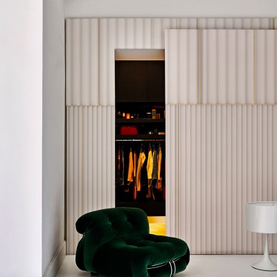 Wallpaper cu design elegant si modern, cu un aspect neutru, perfect pentru dormitoare si livinguri.