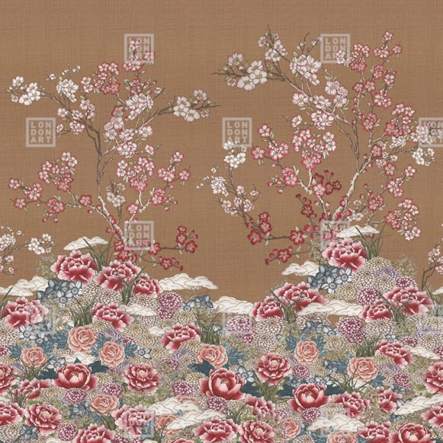 Fototapet cu design floral, inspirat din cultura japoneză. Tapetul are un fond de culoare caramel și prezintă flori roz, albe și crem.
