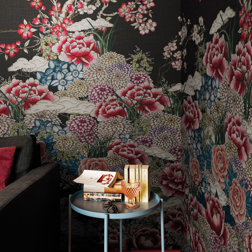 Tapet floral cu design asiatic modern, culori vibrante si detalii delicate.