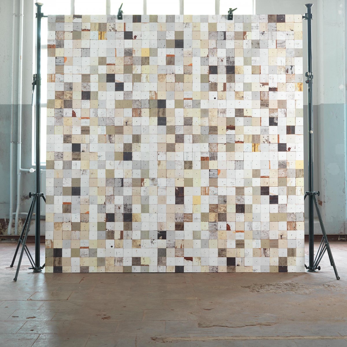 Tapet designer Scrapwood, Mosaic Squares Colored by Piet Hein Eek, NLXL, 4.4mp / rola, Tapet Exclusivist 