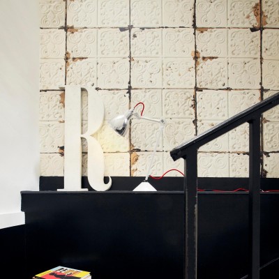 Tapet designer Brooklyn Tins, Off White by MERCI, NLXL, 4.9mp / rola, Tapet Exclusivist 