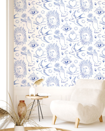 Tapet cu design vintage modern, cu elemente din natura in tonuri de albastru delicate pe un fond crem.