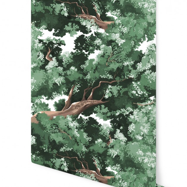 Tapet cu design minimalist, cu o imagine de copaci in nuante de verde deschis pe un fond alb.