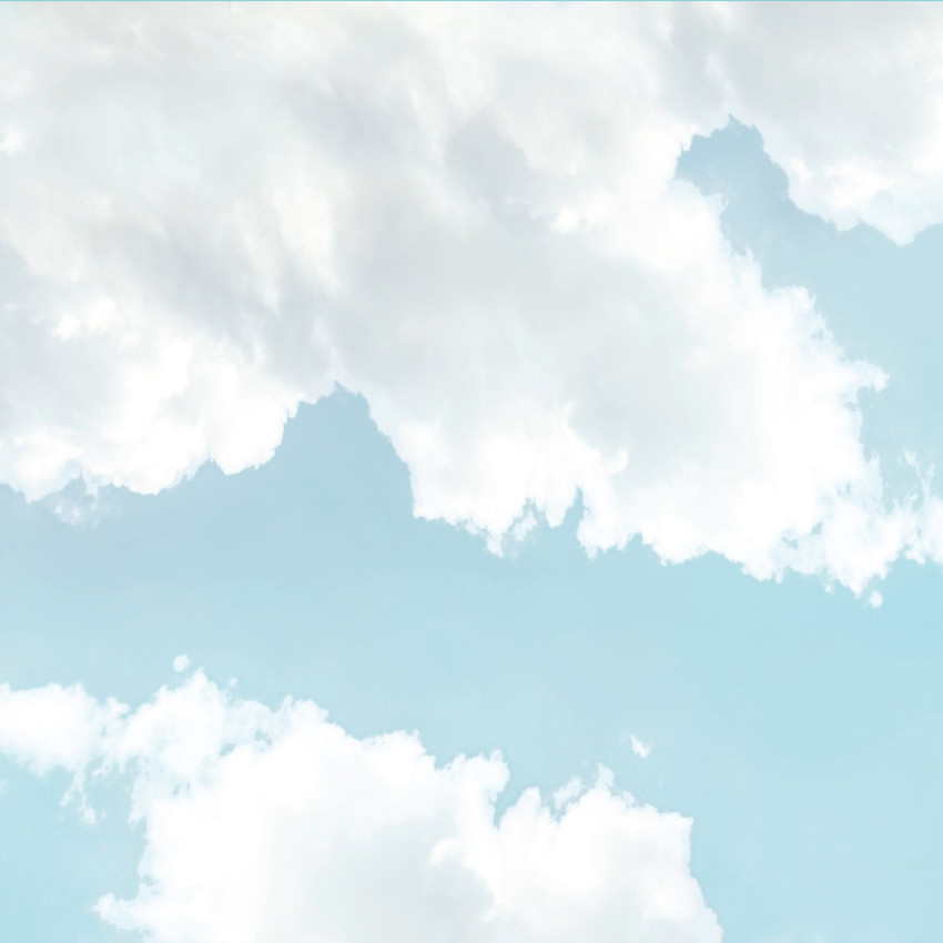 Tapet Ciel Summer Blue - design minimalist cu nuanțe de albastru pal și nori albi
