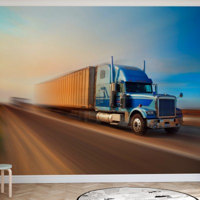 Tapet foto Speeding Truck - Un camion pe un drum cu o viteză blurată
