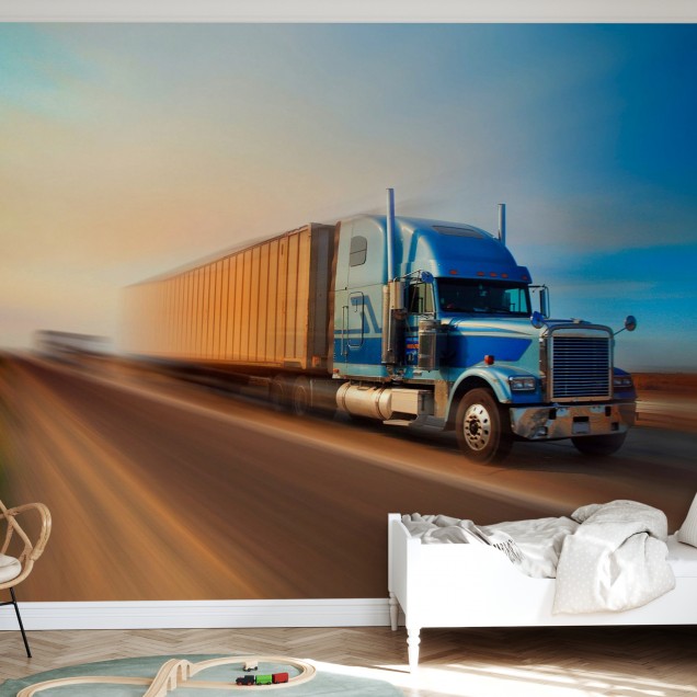Tapet foto Speeding Truck - Un camion pe un drum cu o viteză blurată