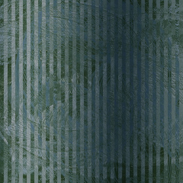 Tapet Specular Reflection, Green Grey, cu dungi verticale fine, in nuante de verde si gri, aplicat intr-o sufragerie moderna