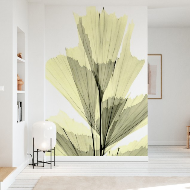 Tapet cu un design minimalist, cu un palmier in nuante de verde si galben, ideal pentru un interior modern.