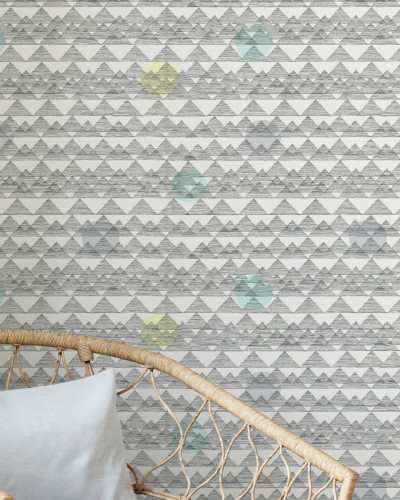 Mountain Line cu model geometric, minimalist, cu triunghiuri negre pe fond alb. Mountain Line este perfect pentru a crea o atmosferă relaxantă.