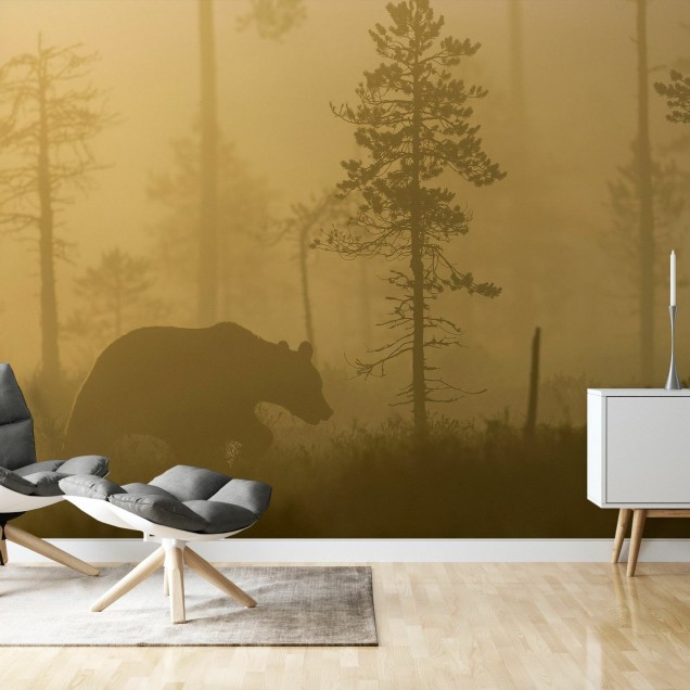 Bear in Morning Fog wallpaper, un urs intr-o padure cu ceață dimineata.