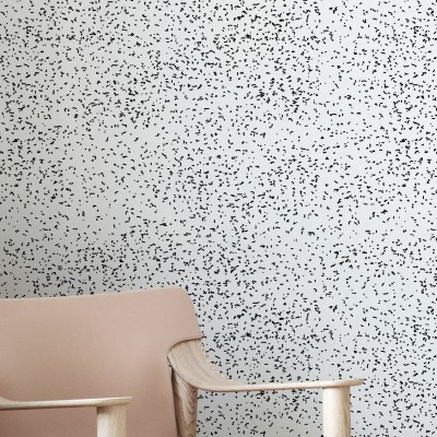 Tapet cu design minimalist Speckle Black, cu mici puncte negre pe un fond alb