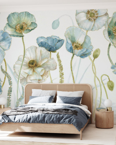 Tapet cu flori delicate, pictate cu acuarele, in culori pastelate, perfect pentru dormitor.