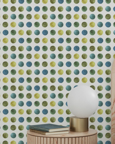 Tapet modern geometric cu cercuri de diverse nuanțe de verde și albastru, pe un fundal alb crem.