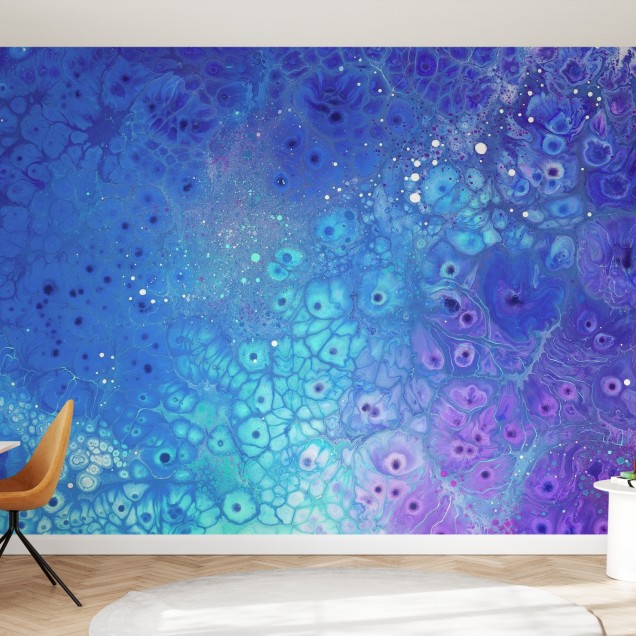 Tapet modern albastru, cu design abstract, perfect pentru camera de zi, dormitor sau living.