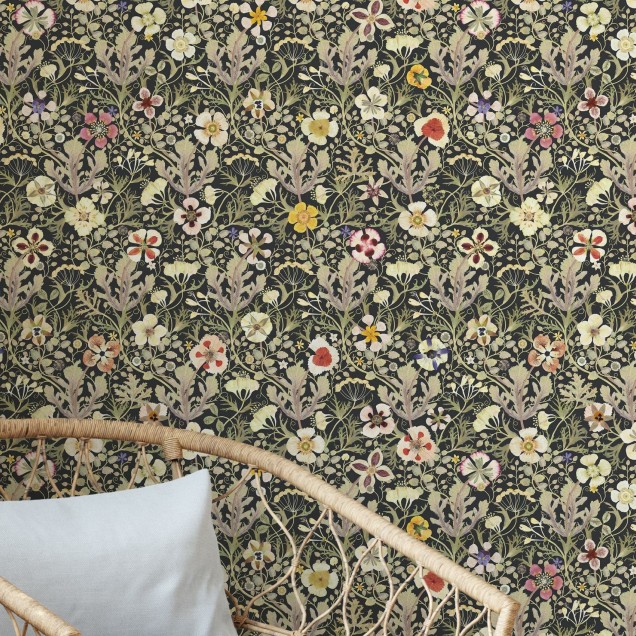 Tapet floral Anemone, Negru, cu flori delicate si frunze fine, perfect pentru un decor elegant si romantic.