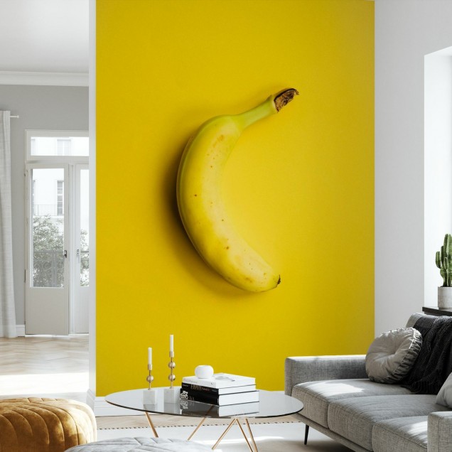 Yellow Banana - Tapet cu un design modern si minimalist, prezentand o banana galbena pe un fundal galben.