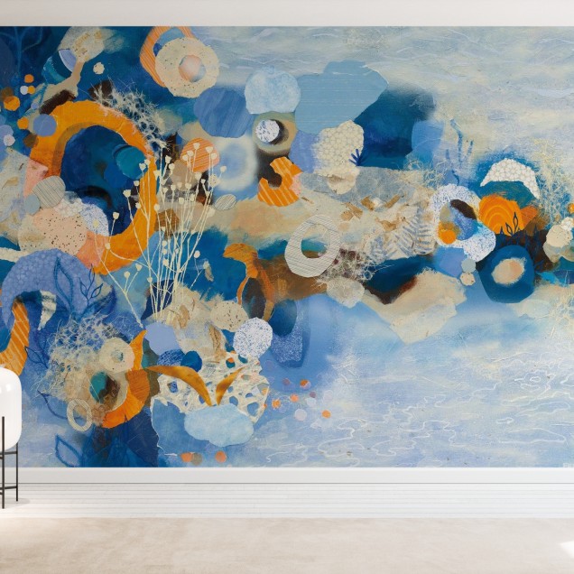Tapet abstract Nantucket Summer cu nuanțe de albastru, galben și gri.