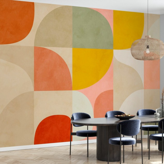 Tapet abstract cu forme geometrice in culori calde: bej, portocaliu, galben.