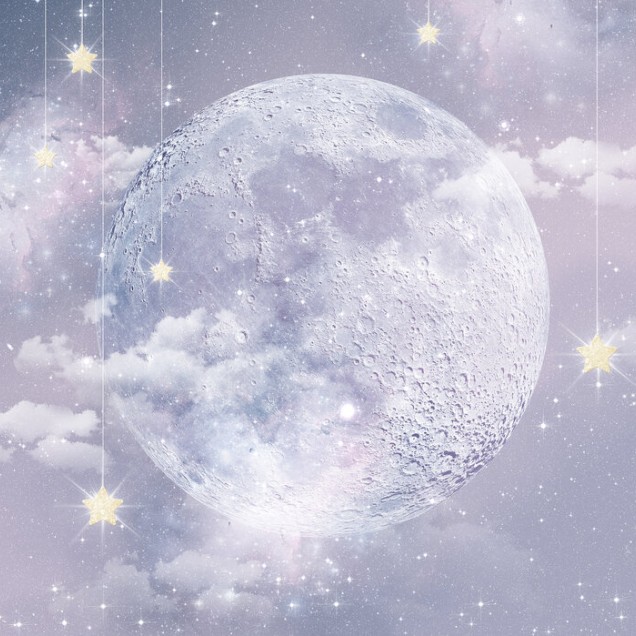 Tapet Moon with Stars