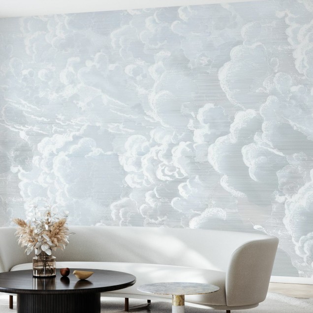 Tapet Cradled in Clouds II, cu nori albi pe un fundal gri deschis