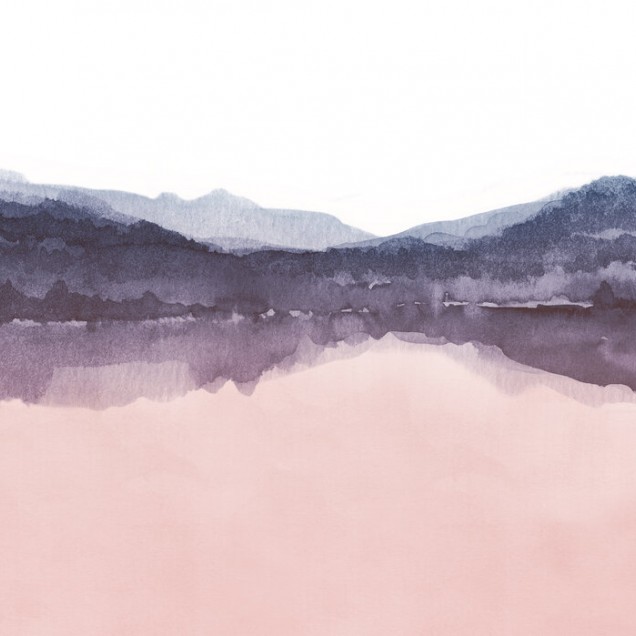 Tapet modern cu design artistic, Watercolor Landscape IV, Pink and Blue, cu un peisaj cu acuarelă în nuanțe delicate de roz și albastru.