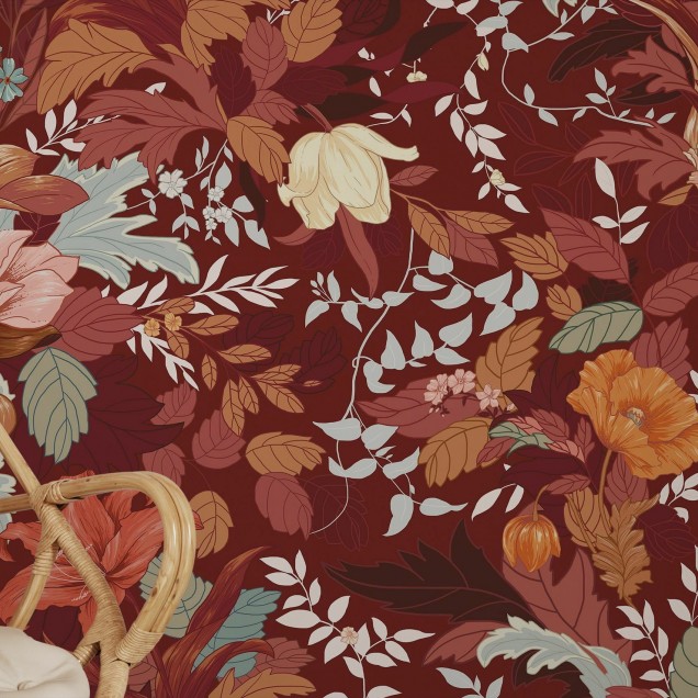 Tapet floral Allure, Jagger Orange, cu flori portocalii și roșii pe fond roșu