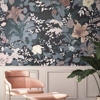 Tapet floral modern cu flori pastelate si frunze verzi inchise.