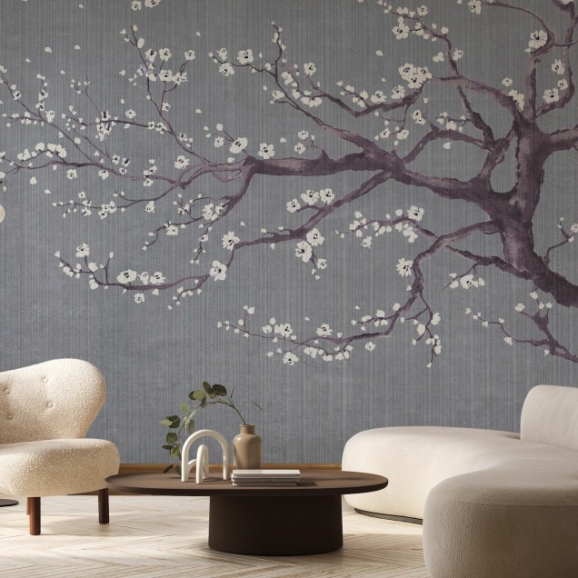 Tapet floral cu ramură de cires japonez înflorită, perfect pentru a crea o atmosferă relaxantă și primitoare.