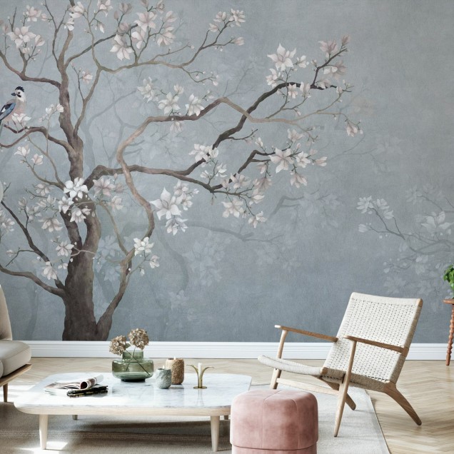Tapet Best Friends Branch VII cu un design delicat, cu un copac cu flori roz pastelate si pasarele