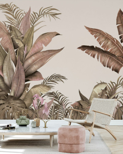 Wallpaper Tropical Pale Pecan cu frunze de palmier în nuanțe de maro deschis și roz pal