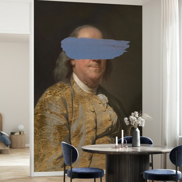 Tapet cu o imagine a lui Benjamin Franklin, cu un strat de vopsea albastră care îi ascunde o parte din față.