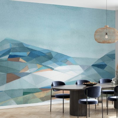 Tapet Geometric Mountain cu design modern, tonuri de albastru deschis și verde, perfect pentru sufragerie, dormitor sau birou.